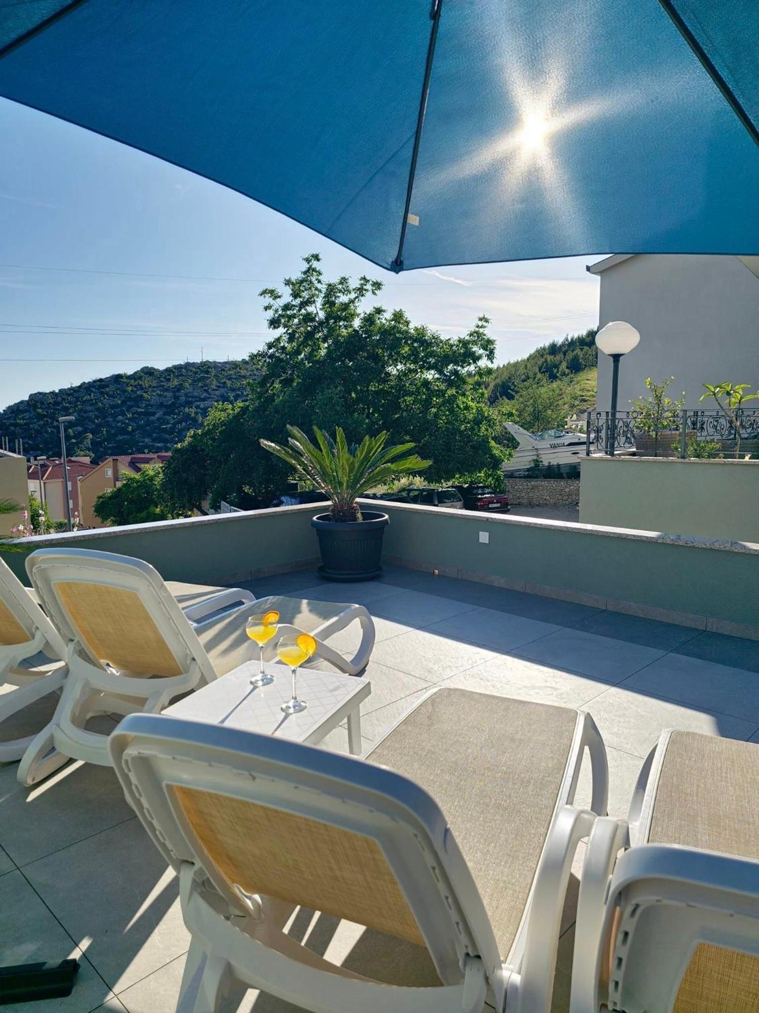 Apartment Tomic 2 Makarska Exteriör bild